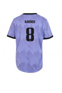 Fotbalové Dres Real Madrid Toni Kroos #8 Dámské Venkovní Oblečení 2022-23 Krátký Rukáv